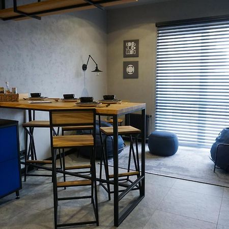 Kostjukowski Brand-New Apart-Hotel Львов Экстерьер фото