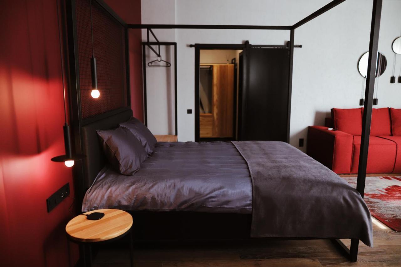 Kostjukowski Brand-New Apart-Hotel Львов Экстерьер фото